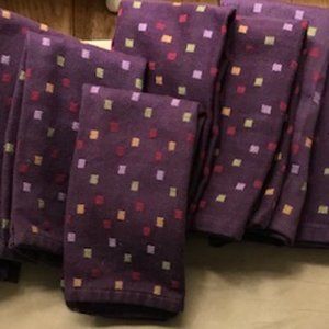 The  Pampered Chef 10 table napkins in Purple